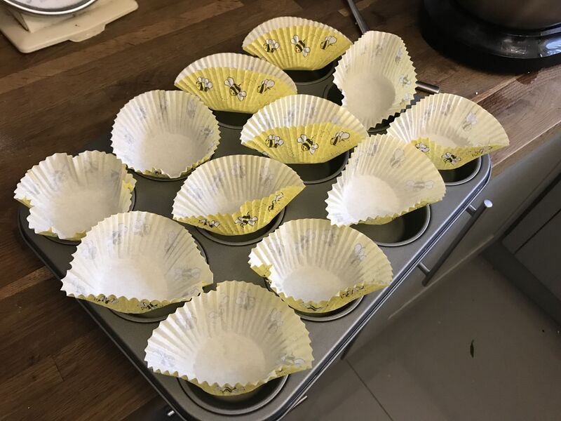 File:Cinn Cupcakes 2.jpg